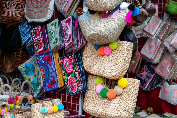 Famous Balinese Rattan Eco Bags Local Souvenir Market Street Ubud — Stock Photo, Image
