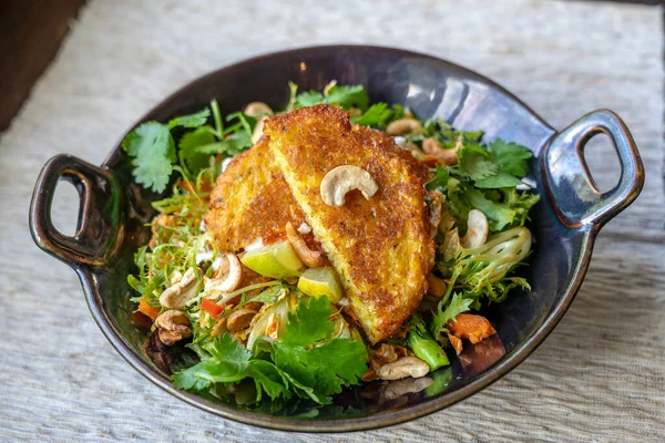 Salada Vegetal Orgânica Brócolis Castanha Caju Malagueta Suave Limão Zesty — Fotografia de Stock