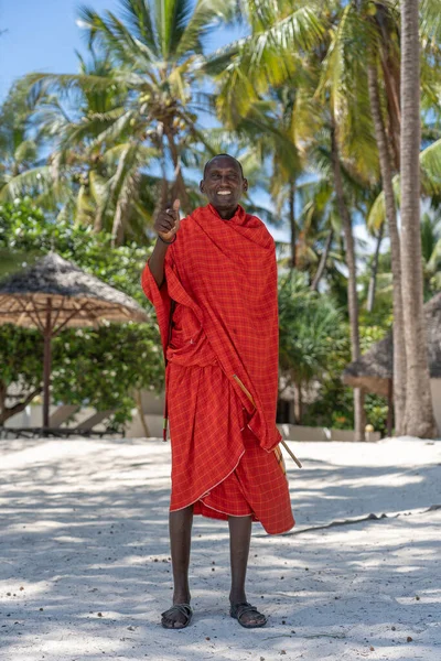 Zanzibar Tanzania Dicembre 2019 Uomo Africano Masai Vestito Con Abiti — Foto Stock