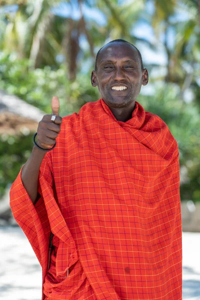 Zanzibar Tanzania Dicembre 2019 Uomo Africano Masai Vestito Con Abiti — Foto Stock