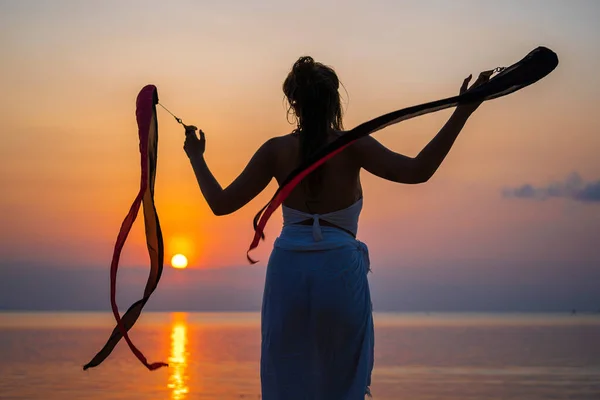 Koh Phangan Thailand Februari 2020 Meisje Oefent Een Poi Voor — Stockfoto