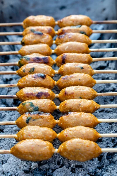 Salsicha Tailandesa Grelhada Mercado Comida Rua Tailândia Perto Salsicha Tailandesa — Fotografia de Stock