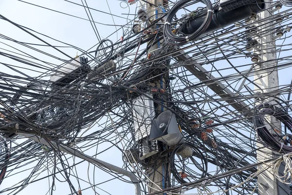 Koh Phangan Thailand Prosince 2018 Chaos Kabelů Drátů Elektrickém Sloupu — Stock fotografie