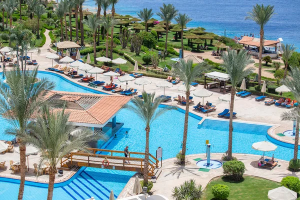 Sharm Sheikh Egypt Maj 2018 Pool Tidigt Morgonen Bredvid Det — Stockfoto