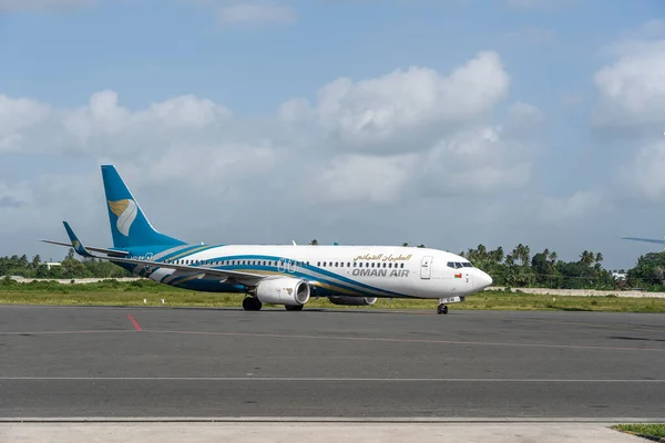 Zanzibar Tanzânia Janeiro 2020 Avião Omã Air Aeroporto Internacional Zanzibar — Fotografia de Stock