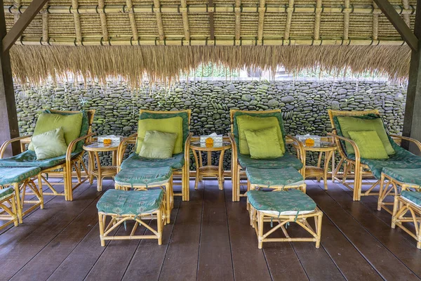 Massage Table Overlooking Tropical Garden Spa Massage Room Foot Massage — Stock Photo, Image