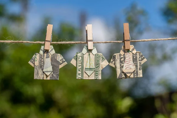 Chemise Origami Billet Banque Dollar Sur Fond Vert Nature Suspendu — Photo