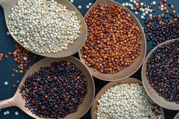 White Red Black Quinoa Seeds Spoon Background Close Top View — Stock Photo, Image