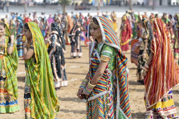 Pushkar India November 2018 Indiska Ung Flicka Öknen Thar Tid — Stockfoto