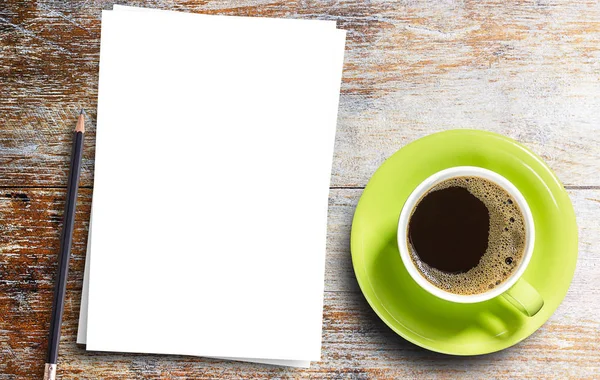 Λευκό Χαρτί Τετράδιο Μολύβι Και Φλυτζάνι Καφέ Φόντο Καφετί Ξύλινος — Φωτογραφία Αρχείου