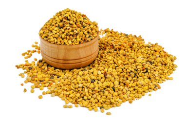 Tahta kasedeki polen beyaza izole edilmiş.