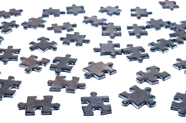 Verspreide Puzzels Geïsoleerd Wit — Stockfoto