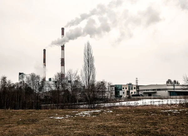 Rookfabriekspijp — Stockfoto