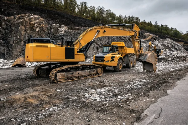 Matériel Construction Lourd Pelles Camions Sur Chantier — Photo