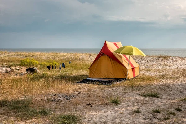 Tenda Retro Praia Perto Mar — Fotografia de Stock