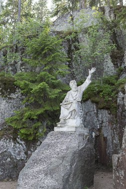 Vainamoinen heykeli, Parktaki Kantele 'de oynuyor, Vyborg, Rusya