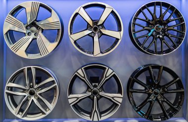 Arabalar için yeni alaşımlı tekerlekler