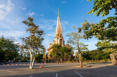 Pagoda Chalong Temple Phuket Tayland.