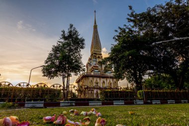 Pagoda Chalong Temple Phuket Tayland.