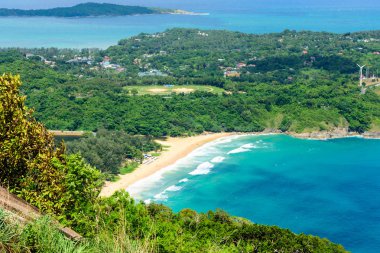 Siyah kaya bakış açısı Phuket Tayland.