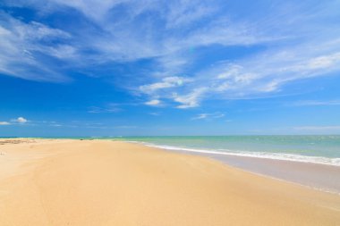 Güzel andaman Denizi, açık watet, tatilinizi beyaz kum Phuket Tayland.