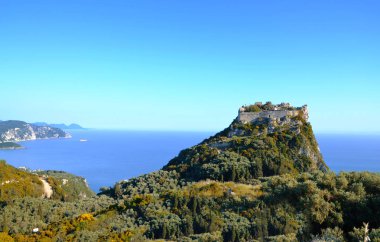 Yunanistan. Corfu. Lakones. Angelocastro.