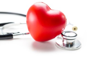 Kırmızı kalp Hastanesi koğuşu hemşirelik yatakta onun elinde tutan Asya kıdemli veya yaşlı yaşlı kadın kadın hasta: sağlıklı güçlü tıp kavramı 