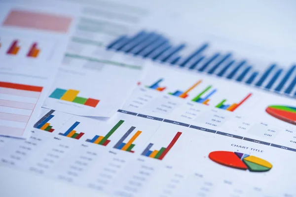 Diagramme Zeigen Tabellenkalkulationspapiere Finanzentwicklung Bankkonto Statistik Investment Analytic Research Data — Stockfoto