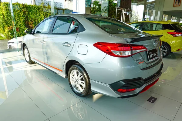 Bangkok, Tayland - 1 Mayıs 2019 : Showroom'daki arabalar.