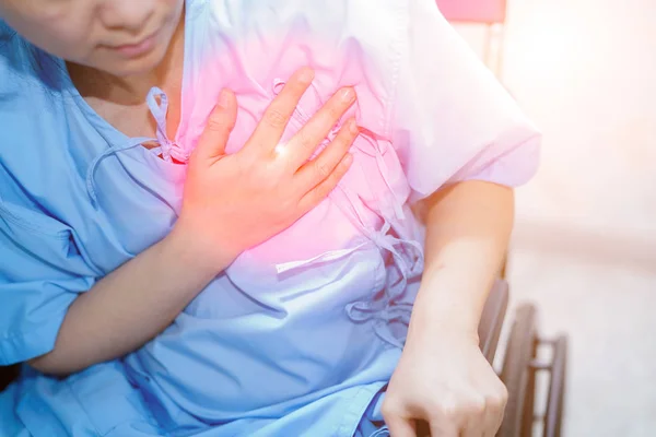 Asiatica Donna Mezza Età Dolore Toracico Paziente Può Essere Sintomo — Foto Stock