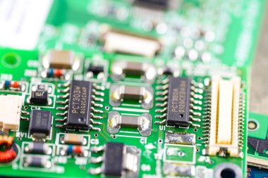 Bilgisayar devresi işlemci yongası anakart çekirdek işlemci elektronik cihaz : veri kavramı, donanım, teknisyen ve teknoloji