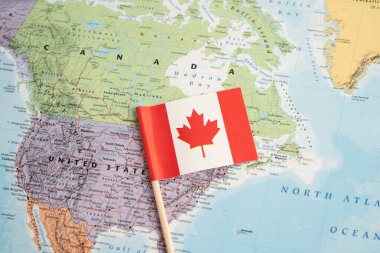 Bangkok, Tayland 7 Aralık 2023, Kanada bayrağı dünya haritasında.