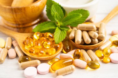 Çevre Koruma Ajansı ve DHA ile balık yağı vitamini, E omega 3 vitaminli alternatif ilaç bitkisel organik kapsül.