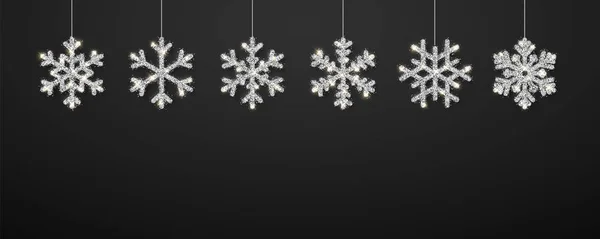 Shining silver snowflakes on black background. Christmas and New Year background. Vector illustration — Stock Vector