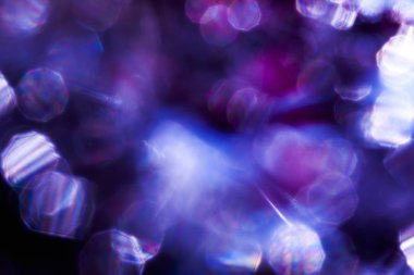 Ufuk bokeh arka plan üzerinde donuk masmavi parlar