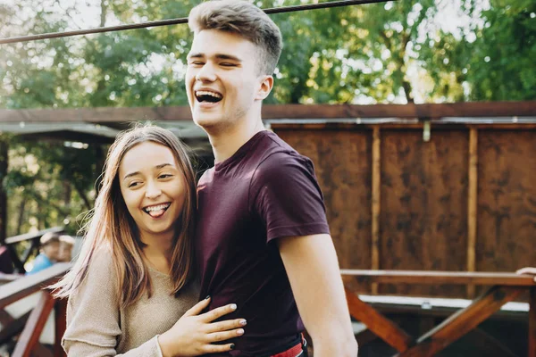 Lovely Young Couple Having Fun Embracing Because Fear Rope Way — Stock Photo, Image
