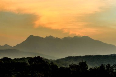 Tatil zamanı ve tatil Chaing Mai Tayland at Sunrise.