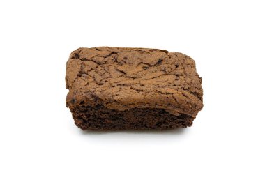 Çikolatalı Brownie arka planda izole edilmiş..