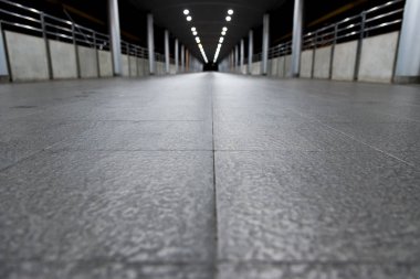 Gece closeup yürüyüş yolu.