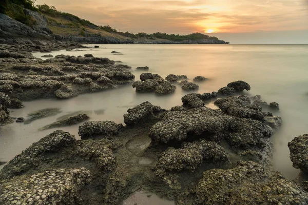 Stone Sea Wave Sunset Time Long Exposure Sichang District Chonburi — Stock Photo, Image