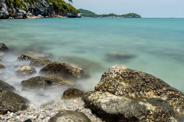 Stone Sea Wave Morning Time Long Exposure — Stock Photo, Image