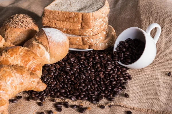 Bread Croissant Sackcloth Empty Coffee Cup Coffee Beans — Stock Photo, Image