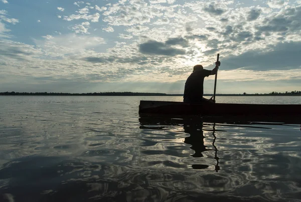 Силует Рибалки Водіння Човен Риболовлі Sunset Time Wanon Ніват Району — стокове фото