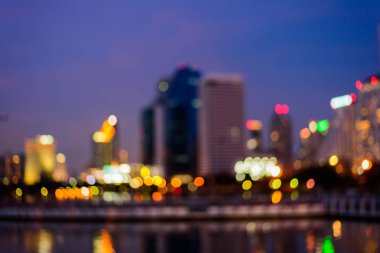 Soyut kentsel gece lambası Bokeh Bangkok 'ta şehrin arka planında, Tayland şehrinde.
