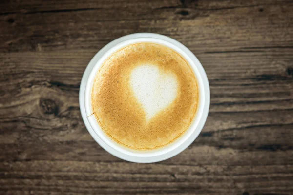 Café Con Leche Con Leche Corazón Arte Aislado Sobre Fondo — Foto de Stock