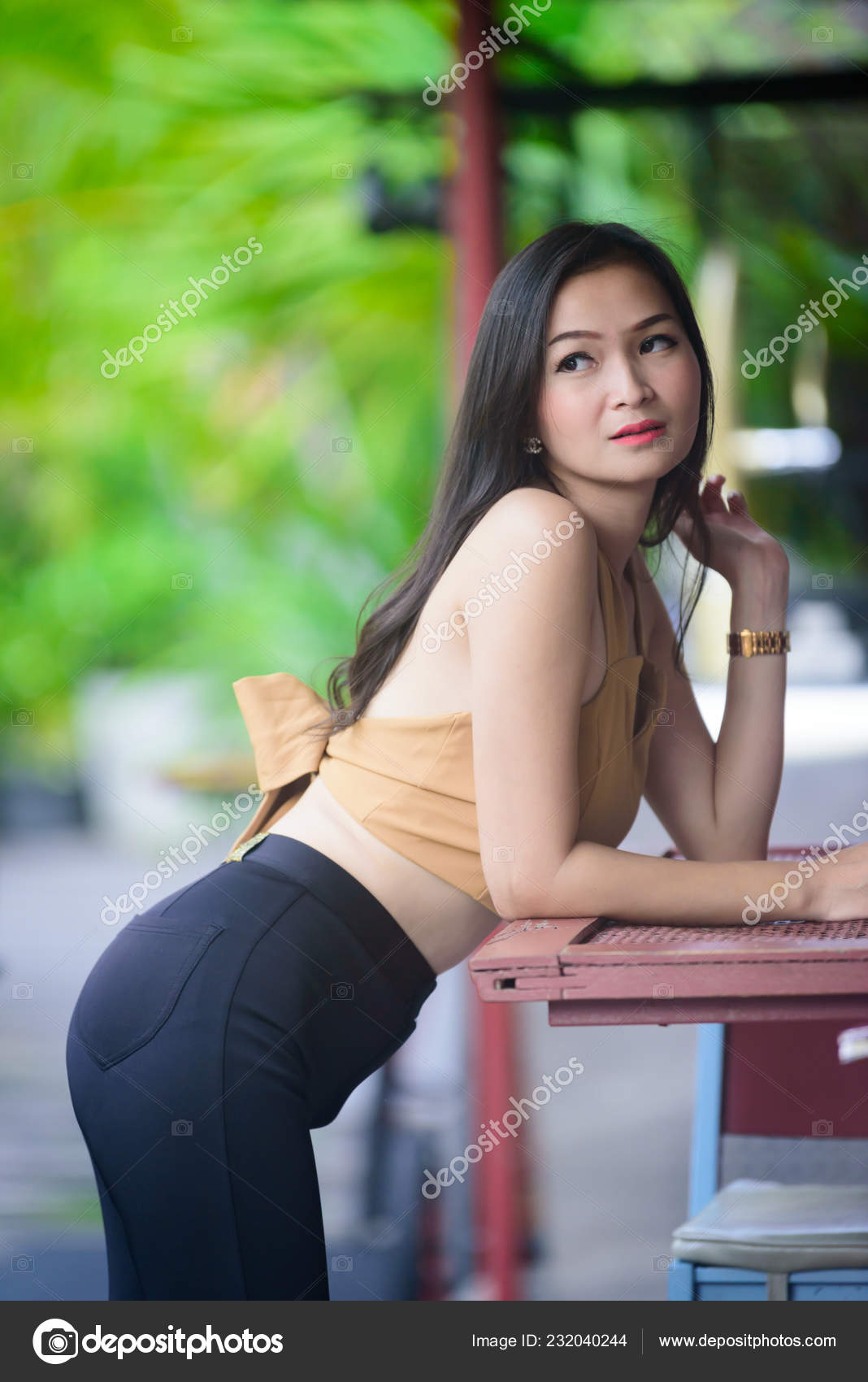 chubby hairy brunette teen