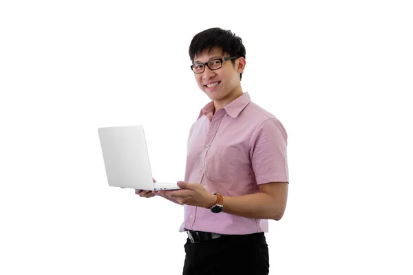 Asiatische junge Geschäftsmann hat Steh- und Laptop-Halter für die Arbeit — Stockfoto