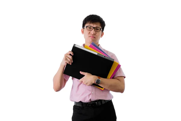 Азіатський молодий бізнесмен стоїть і тяжко працює з багатьма — стокове фото