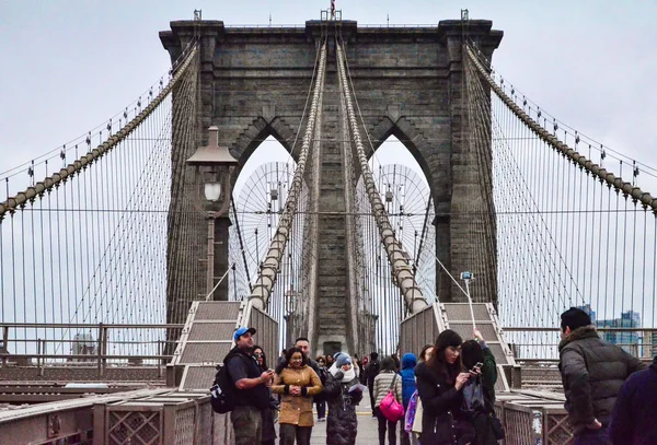 Editorial: Brooklyn Bridge, New York / USA, 7 de noviembre de 2017. P — Foto de Stock