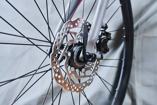 Front wheel disc brake of the sport bike — ストック写真